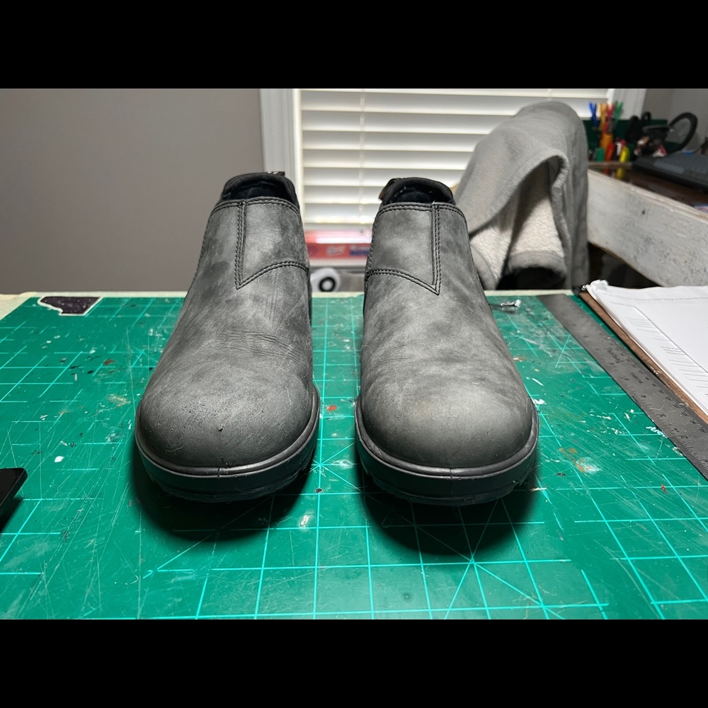 Rustic black Blundstone Boots